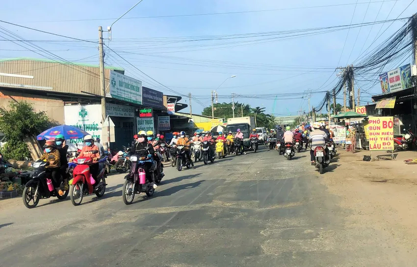 Bộ Xây dựng thông tin về tiến độ dự án nâng cấp, mở rộng Quốc lộ 62 qua Long An