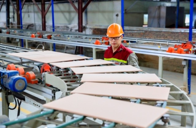 Xi măng, kính và các vật liệu xây dựng sẽ có nhãn năng lượng: Lợi ích gì cho công trình của bạn?
