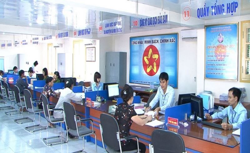 Chấn chỉnh tình trạng “cò làm giấy tờ”, xử lý cán bộ sách nhiễu