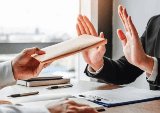 Công chứng viên có thể từ chối công chứng di chúc nhà đất trong trường hợp này