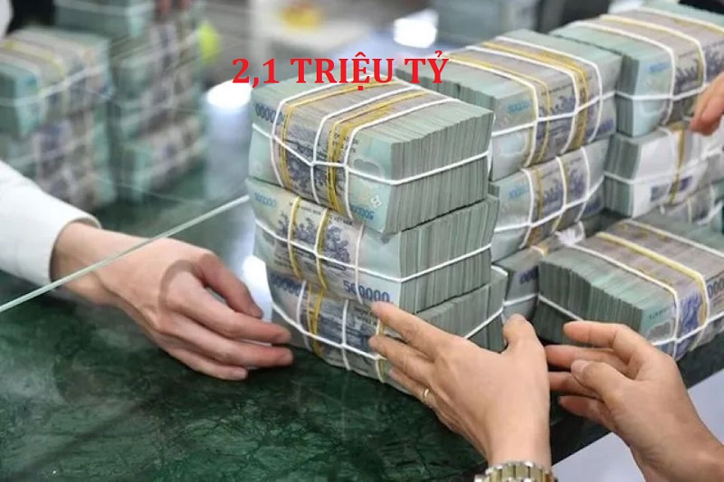 Tín dụng tăng kỷ lục, hơn 2,1 triệu tỷ “chảy” ra nền kinh tế
