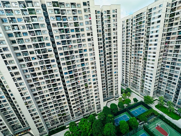 Giá neo cao, chung cư Hà Nội vẫn “bùng nổ” giao dịch, lập kỷ lục cao nhất kể từ 2018