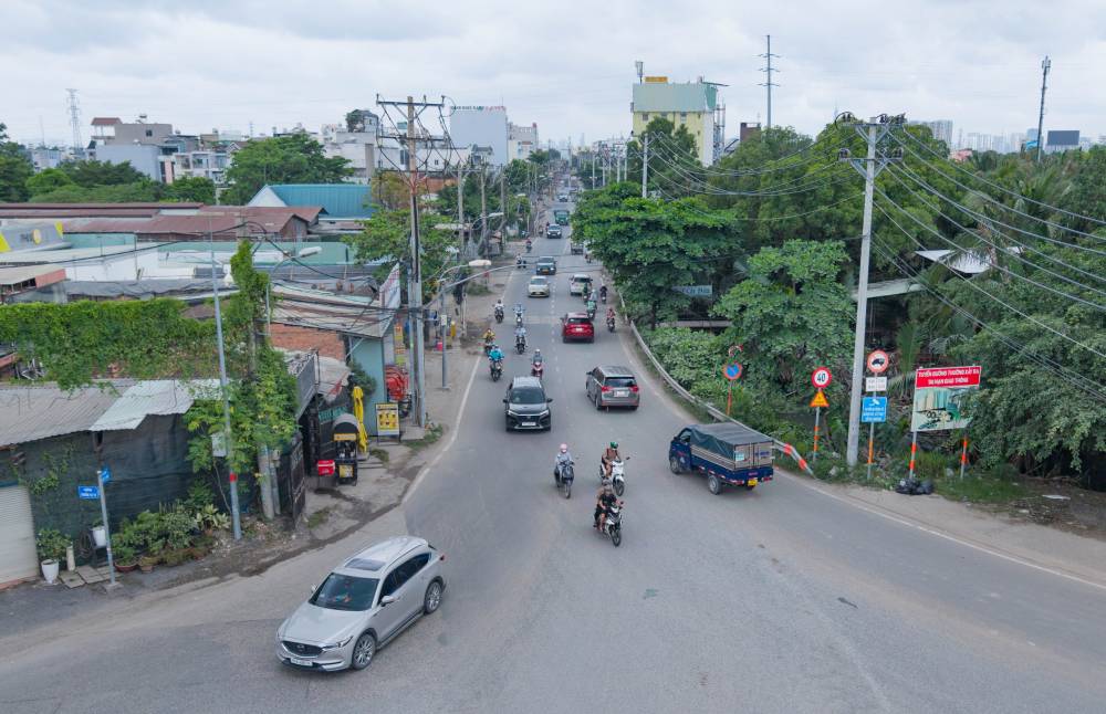 TP.HCM thúc tiến độ mở rộng đường Nguyễn Duy Trinh lên 30m