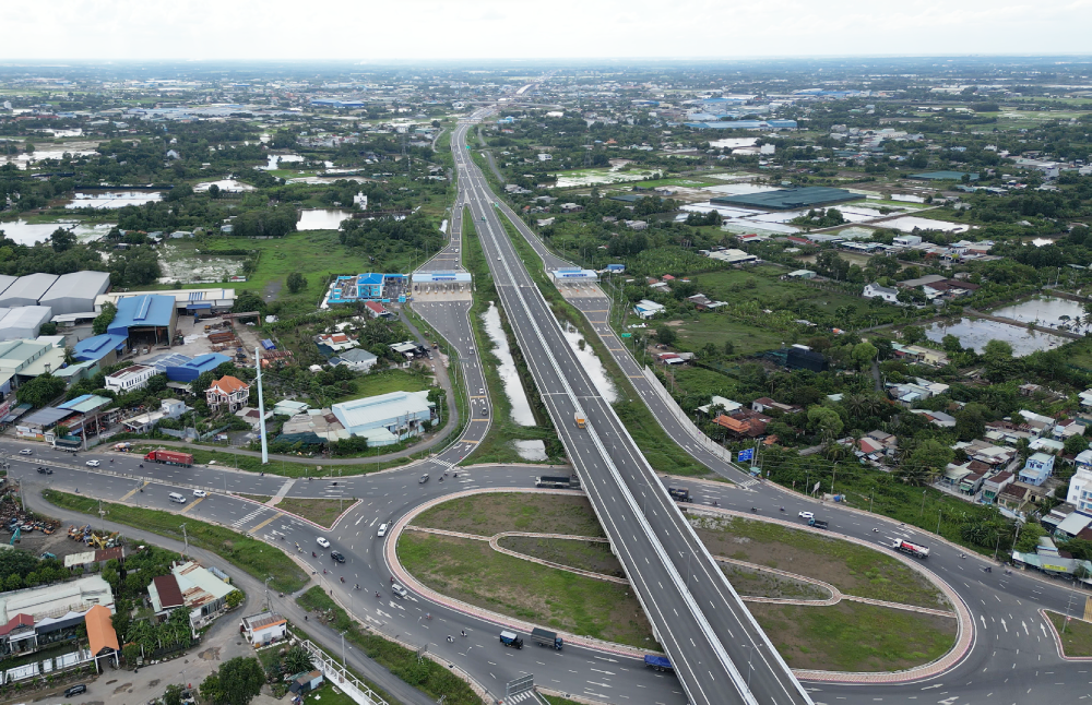 Tuyến cao tốc gần 30.000 tỷ đồng kết nối Tây Ninh - TP.HCM - Đồng Nai đang làm đến đâu?