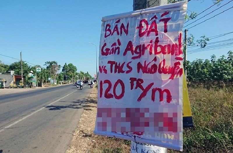 Từ 15/12/2025, rao bán nhà đất trên cột điện bị phạt đến 3 triệu đồng