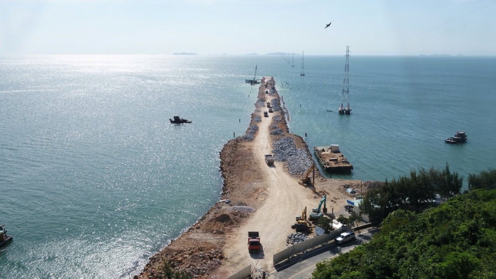 Lãnh đạo tỉnh An Giang kiểm tra tiến độ dự án đường dẫn ra cảng tổng hợp Hà Tiên