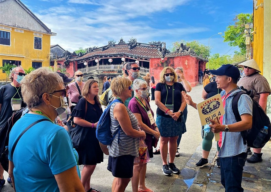 Khách quốc tế đến Việt Nam lập kỷ lục mới, đạt gần 19,15 triệu lượt