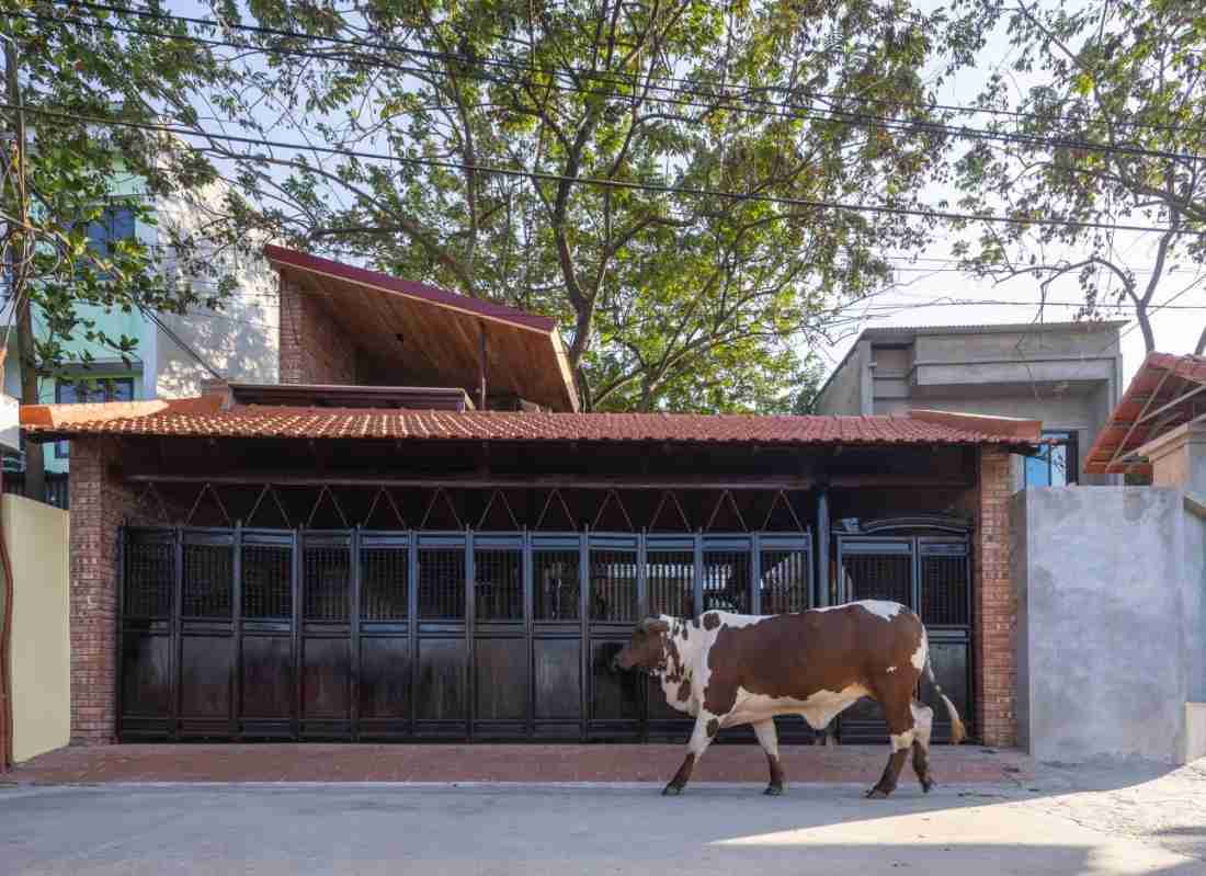 Nhà nông thôn ngoại thành Hà Nội phá vỡ sự phân chia kín đáo của nhà phố