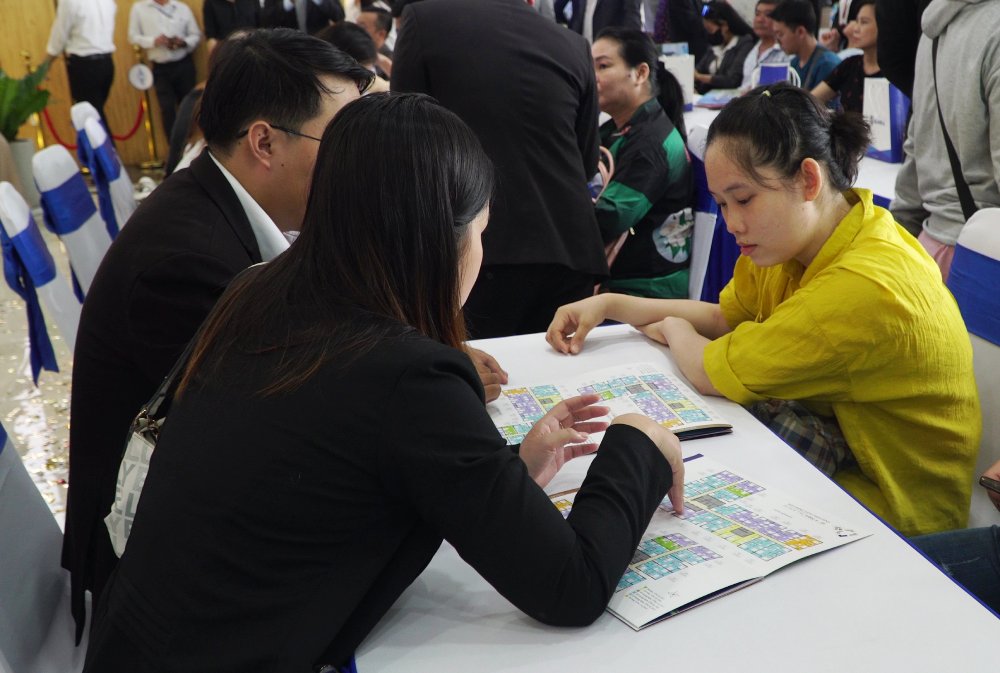 Loạt vi phạm phổ biến của môi giới bất động sản: Lỗ hổng nào cần bịt lại ngay?