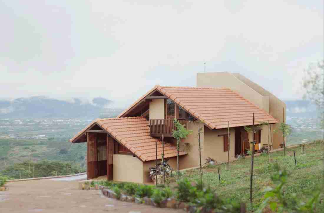 Kiến trúc tự cung tự cấp: khi cuộc sống gói gọn trong nhà gỗ 50m2 giữa đại ngàn Di Linh