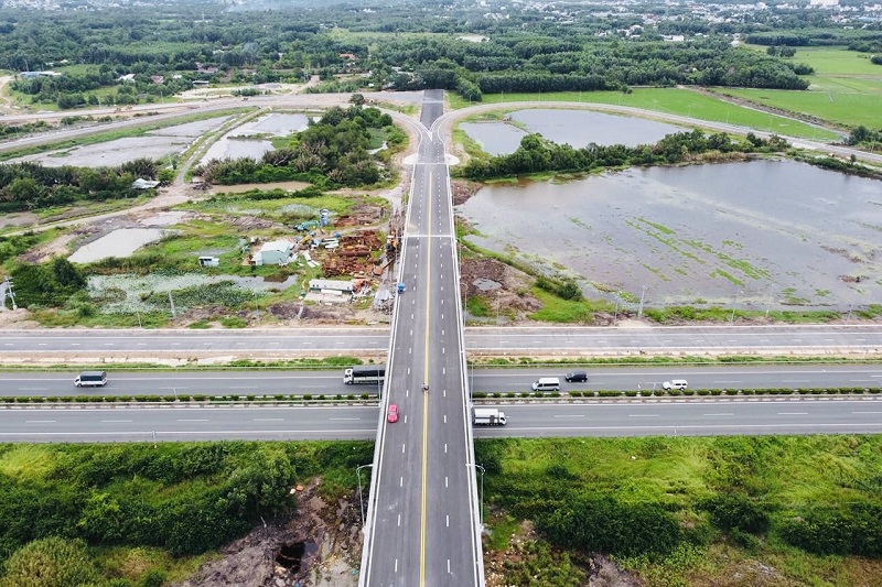 Bất động sản 24h: Bổ sung nút giao giữa đường cao tốc Dầu Giây - Tân Phú và đường tỉnh 777