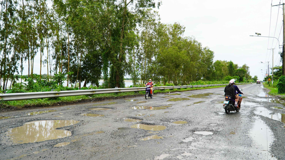 Bất động sản 24h: An Giang đẩy nhanh tiến độ thi công Quốc lộ 61