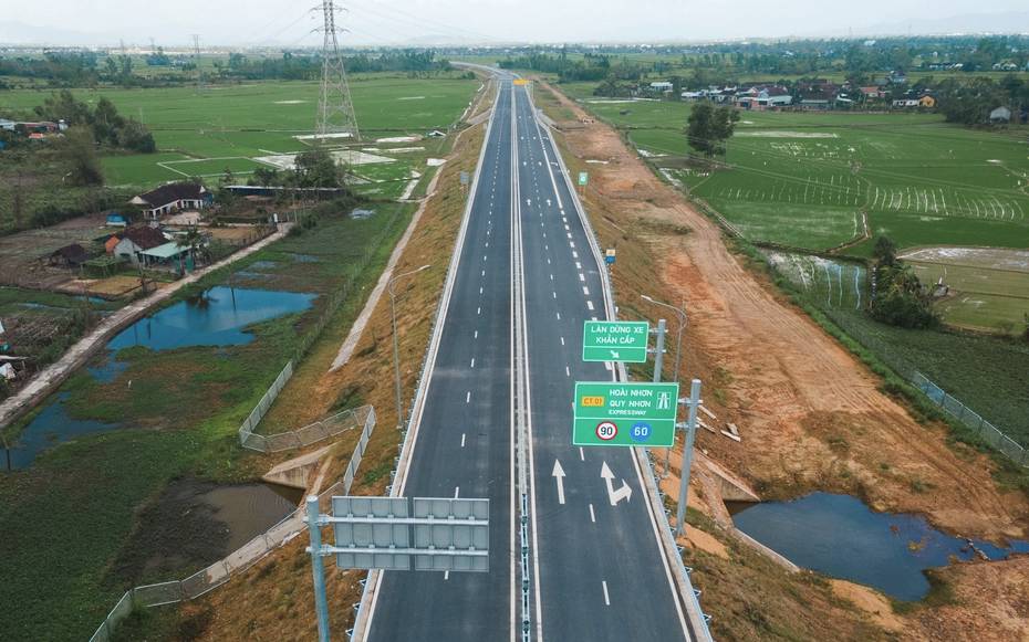 Đi lại Tết 2026 qua miền Trung có thể nhanh hơn nhờ một tuyến cao tốc vừa hoàn thành