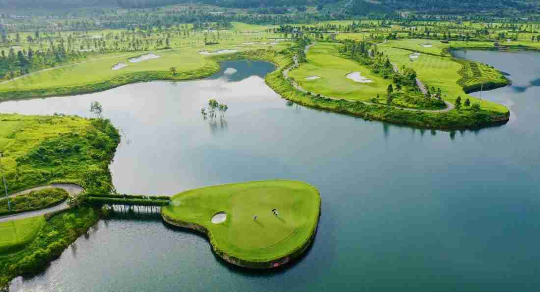 Đề xuất chuyển mục đích sử dụng hơn 200ha rừng để làm sân golf – resort tại Nghệ An