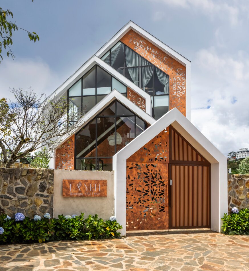 Biệt thự nghỉ dưỡng Đà Lạt nhảy bậc trên sườn đồi: Khúc biến tấu của những cao độ