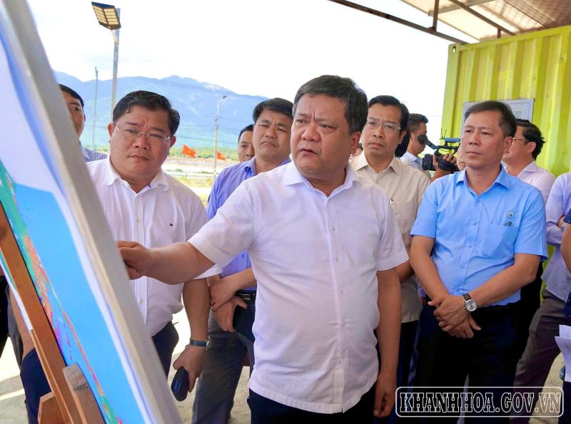 Kiểm tra tiến độ triển khai các dự án khu công nghiệp quy mô lớn, Chủ tịch UBND tỉnh Khánh Hòa chỉ đạo gì?