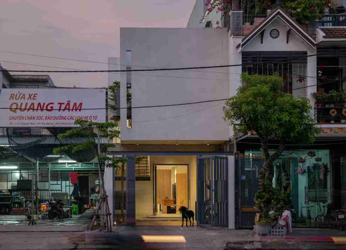 Nếp nhà 2 tầng kiểu Nhật tại Đà Nẵng: Khoảng lặng xanh vỗ về trái tim mẹ