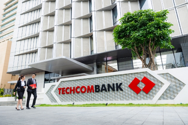 Techcombank hé lộ diễn biến mới về lãi suất vay mua nhà, người mua nhà chờ tín hiệu cuối năm