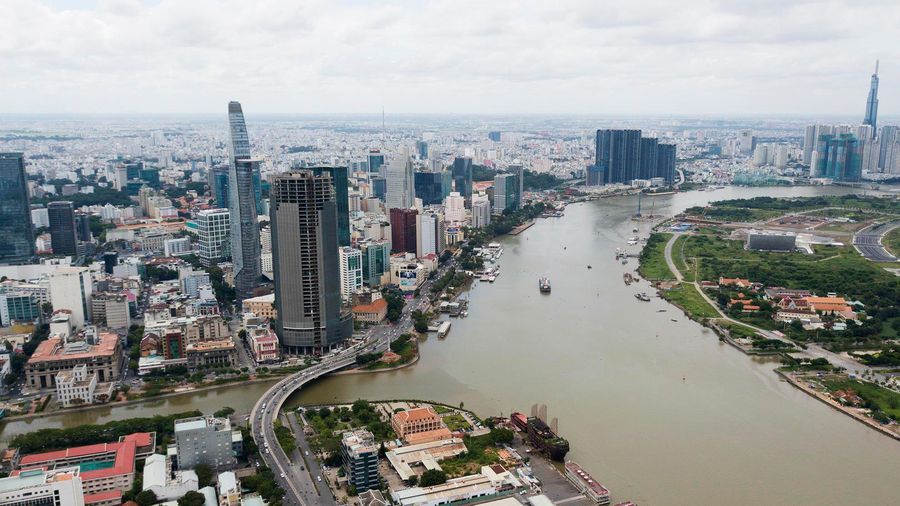 Nóng trong tuần: TP.HCM làm đường 6 làn xe ven sông Sài Gòn, Lộ diện trục cao tốc 150km ven biển ĐBSCL